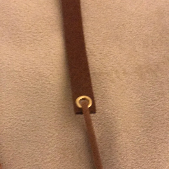 Set of chokers - Picture 5 of 5